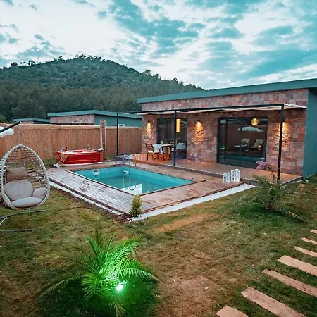 Villa Inhouse