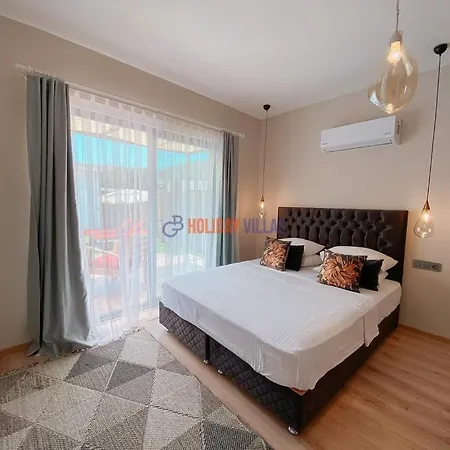 Villa Inhouse